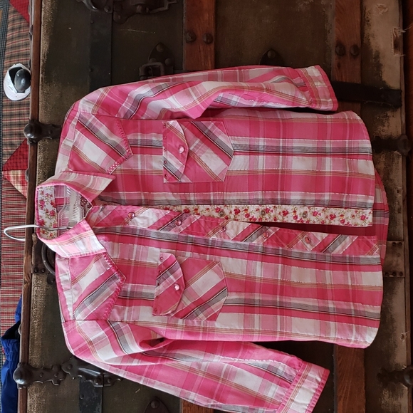 Cowgirl collection by lammie..size small cowgirl shirt. - Picture 1 of 5